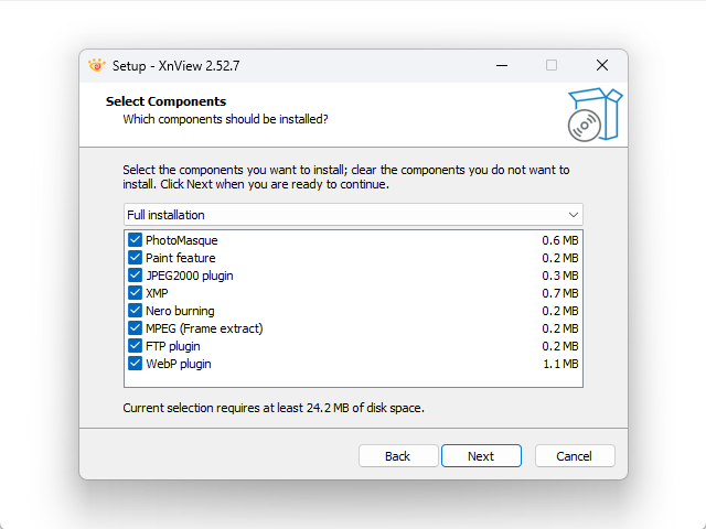 XnView Classic のインストーラーの「Select Components」。PhotoMasque、Paint feature、JPEG2000 plugin、XMP、Nero burning、MPEG (Frame extract)、FTP plugin、WebP plugin が並ぶ